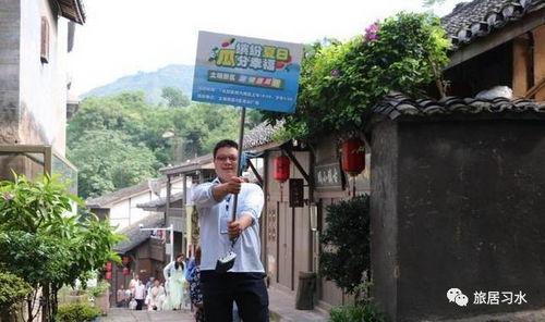 西安城墙吃瓜群众事件视频,一场网络热议的围观与反思